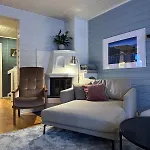 Half Of A Semi-detached House With 2 Bedrooms, 1100 M To Center! Apartmán