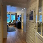 Half Of A Semi-detached House With 2 Bedrooms, 1100 M To Center! Lejlighed Tromsø