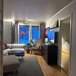 Half Of A Semi-detached House With 2 Bedrooms, 1100 M To Center!