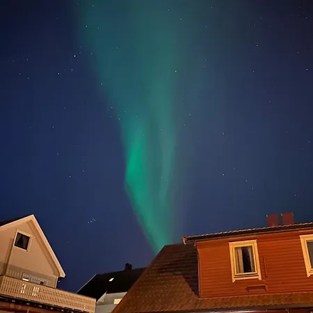 Apartamento Half Of A Semi-detached House With 2 Bedrooms, 1100 M To Center! Tromsø