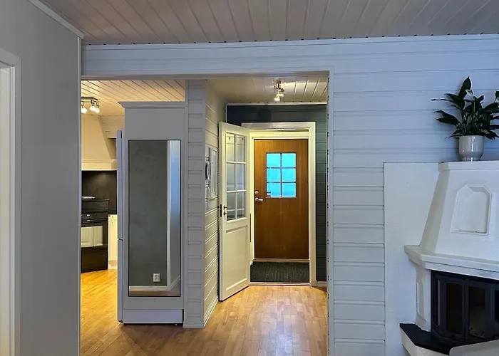 公寓 Half Of A Semi-detached House With 2 Bedrooms, 1100 M To Center! 特罗姆瑟