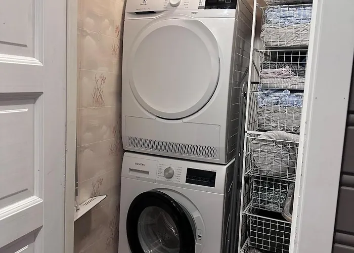 Half Of A Semi-detached House With 2 Bedrooms, 1100 M To Center! Apartamento