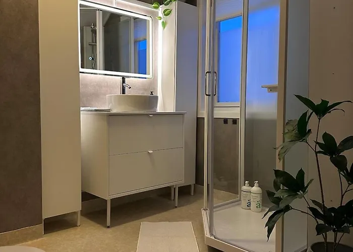 公寓 Half Of A Semi-detached House With 2 Bedrooms, 1100 M To Center!
